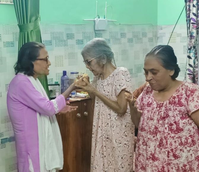 Residents enjoying a calm indoor activity